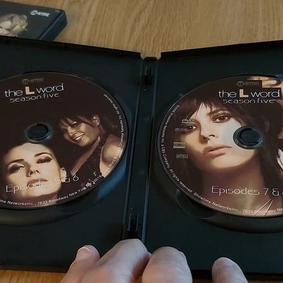 The L Word Season 5 DVD Set - Picture 3 of 4